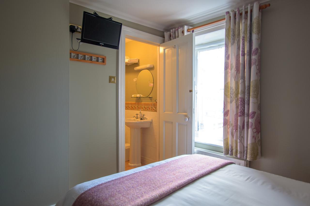 Brennan'S Accommodation Glenties Exterior photo