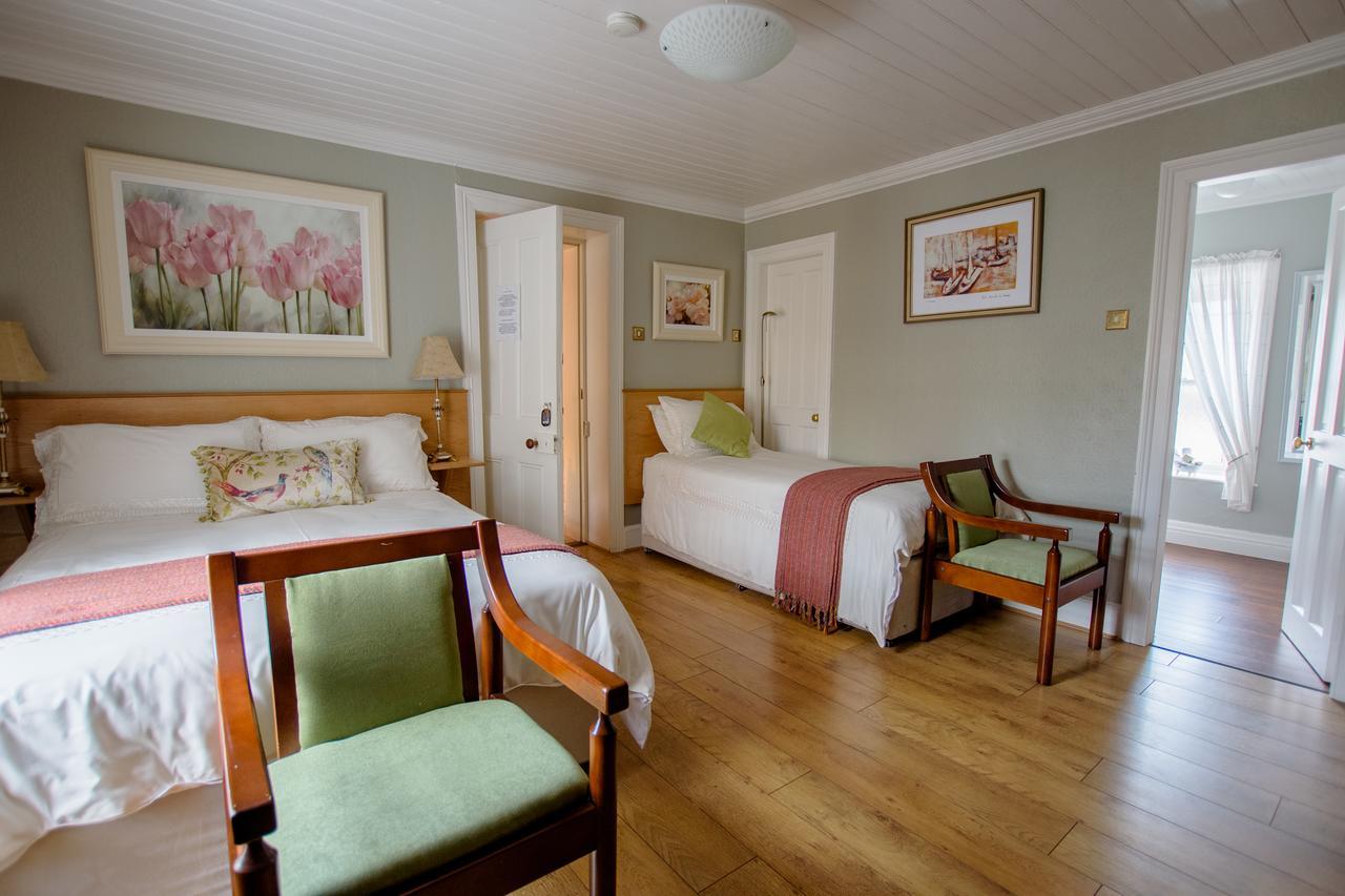 Brennan'S Accommodation Glenties Exterior photo
